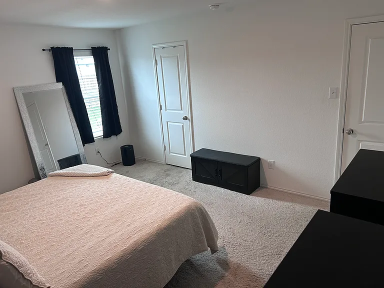 5904 Nyquist Way — Photo 10
