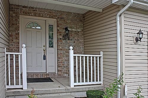 2nd image of 949 Maryvale Dr