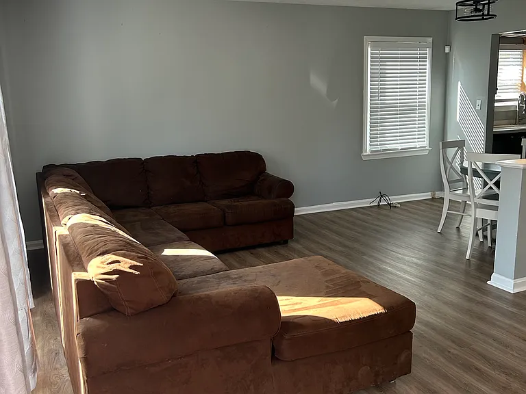 Summit Dr — Photo 3