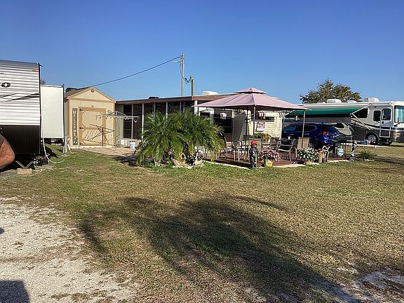 2nd image of 31 Lily Dr