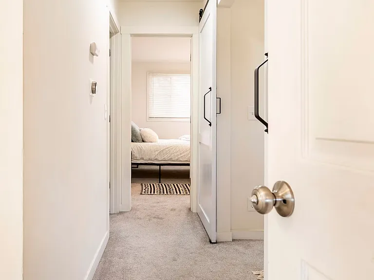 5506 NE Hoyt St — Photo 30