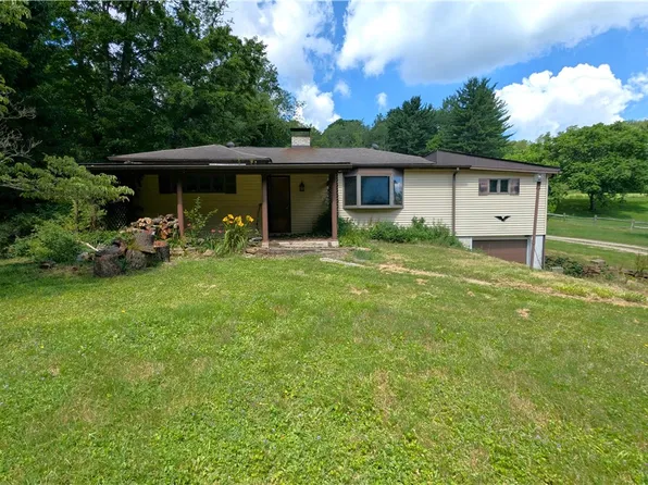89 Rankin Rd, Farmington, PA 15437
