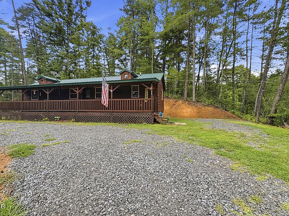 2nd image of 1768 Rich Mountain Way