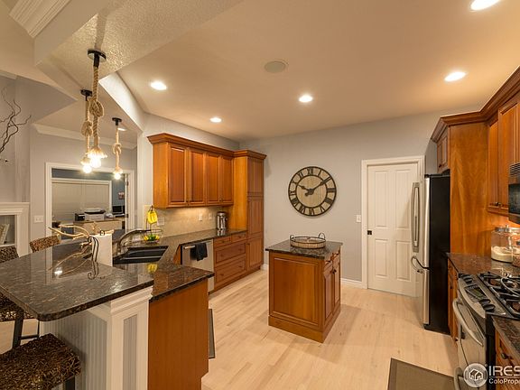 3rd image of 1506 Waterfront Dr