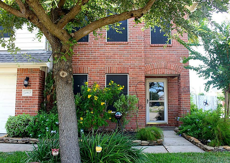 1st image of 11802 Piney Way Ln