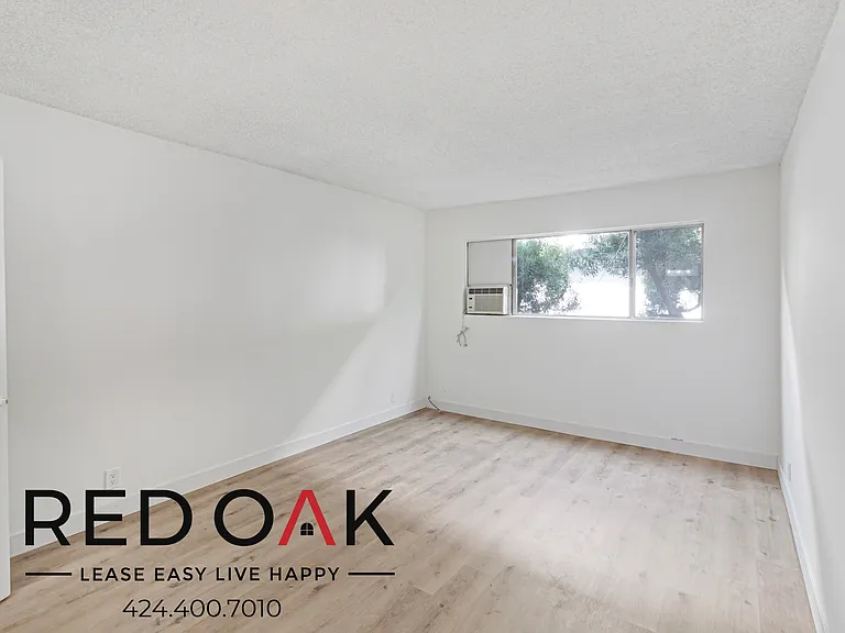 10535 Lindley Ave, — Photo 21