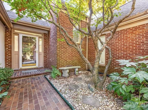 5104 Top Seed Ct, Charlotte, NC 28226