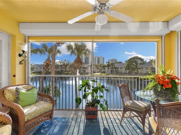 768 Wiggins Lake DR #202, NAPLES, FL 34110