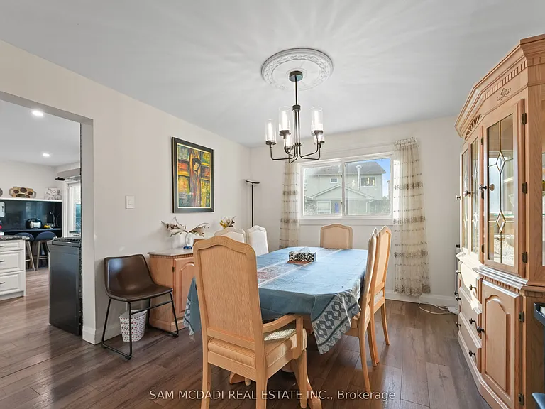 6251 Saltmarsh Ct — Photo 12