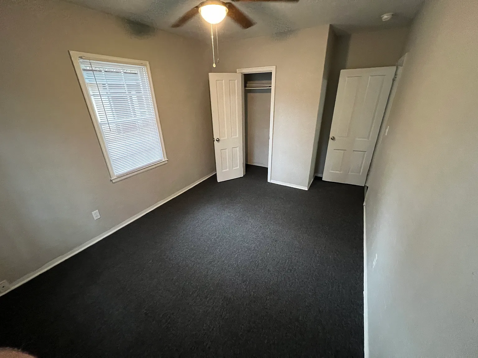3602 Norwich St — Photo 3