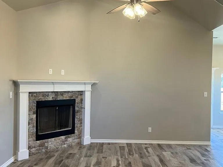 1125 Wild Rose Dr — Photo 5