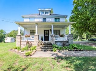 6015 Lakewood Rd, Ravenna, OH 44266