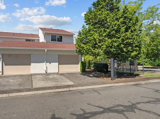 3300 NE 29th St, Gresham, OR 97030