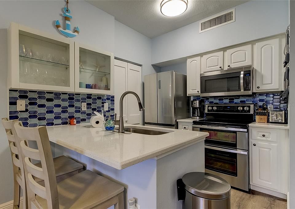 Beachway Condos 10764 70th Ave Seminole FL Zillow