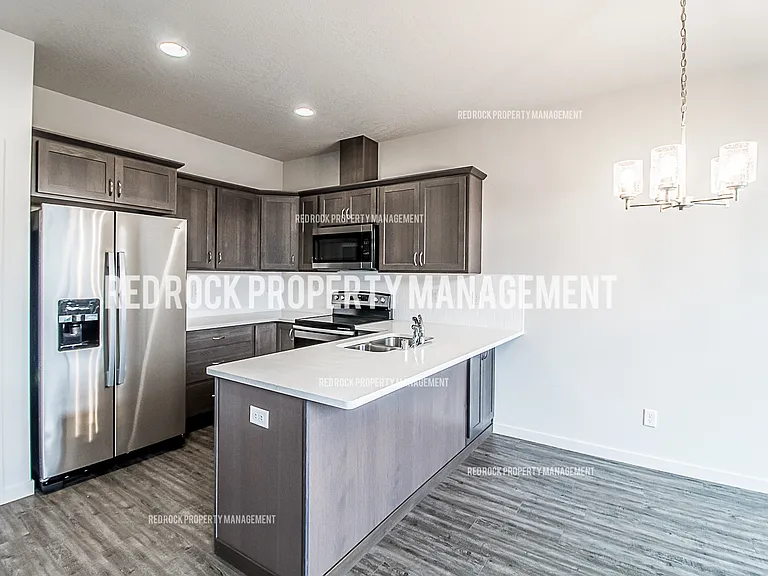 201 S Woodlawn Ln #1 — Photo 3