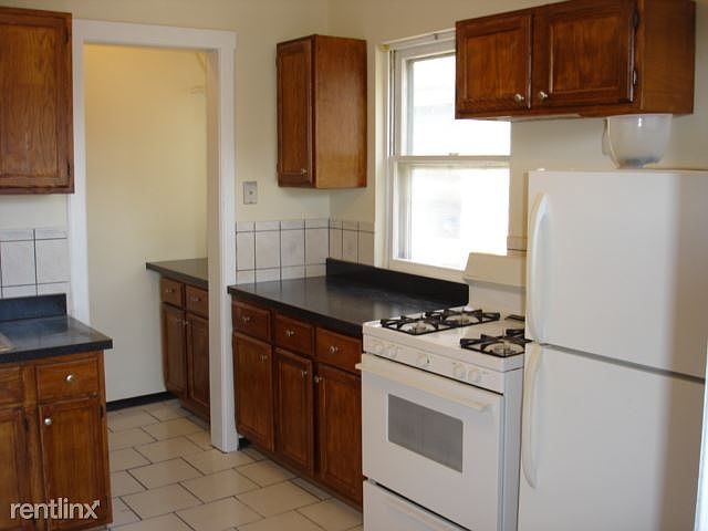 4843 N. Drake #2 Kitchen