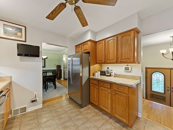 3rd image of 119 N Norman Dr