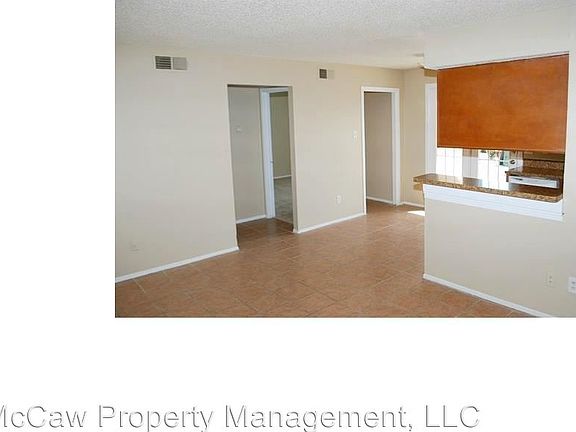 5th image of 8013 Cambridge Cir