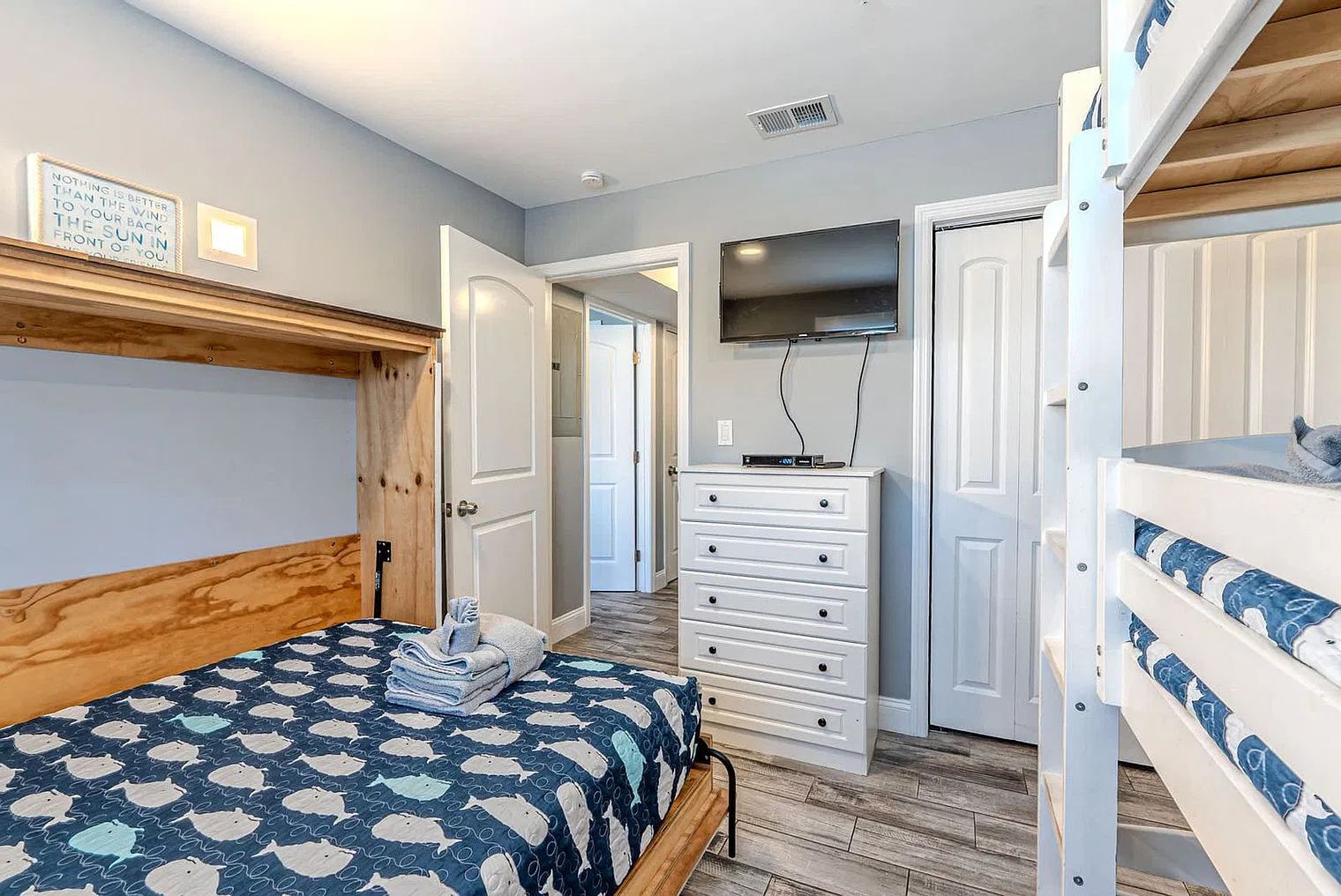 2 bed, 2.0 bath, 828 sqft, $2,972 — Photo 4