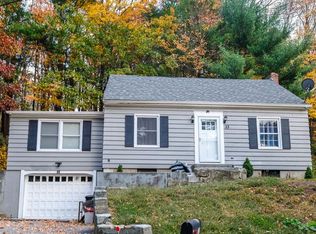 33 Pearl St, Palmer, MA 01069