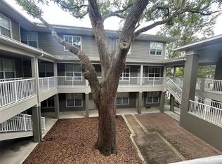 621 SW 10th St APT 203, Gainesville, FL 32601