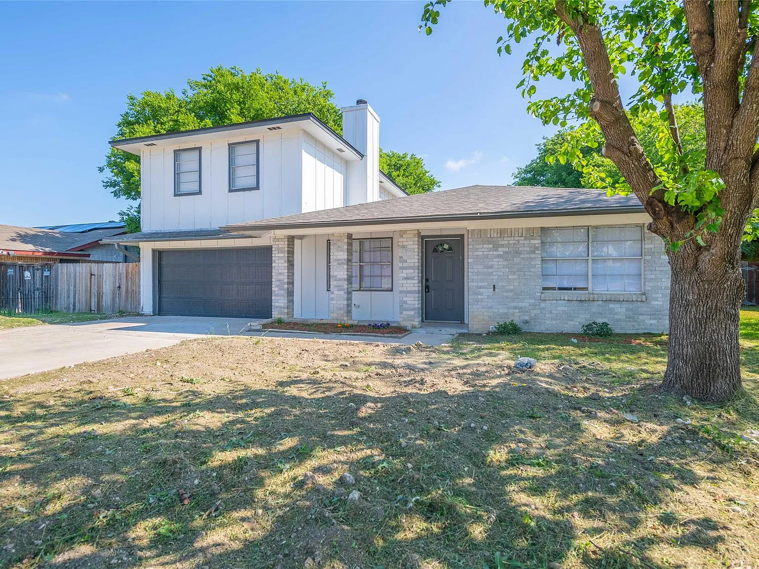 4 bed, 3.0 bath, 2436 sqft, $1,995 — Photo 3