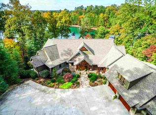 217 Hillview Dr, Seneca, SC 29672