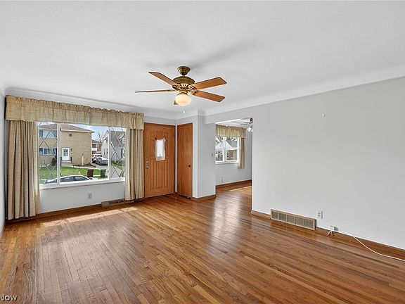 4th image of 6010 Virginia Ave