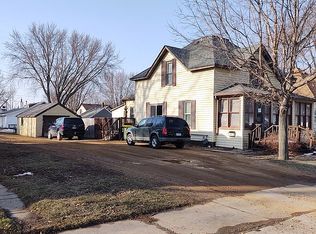 416 2nd St SW, Pipestone, MN 56164