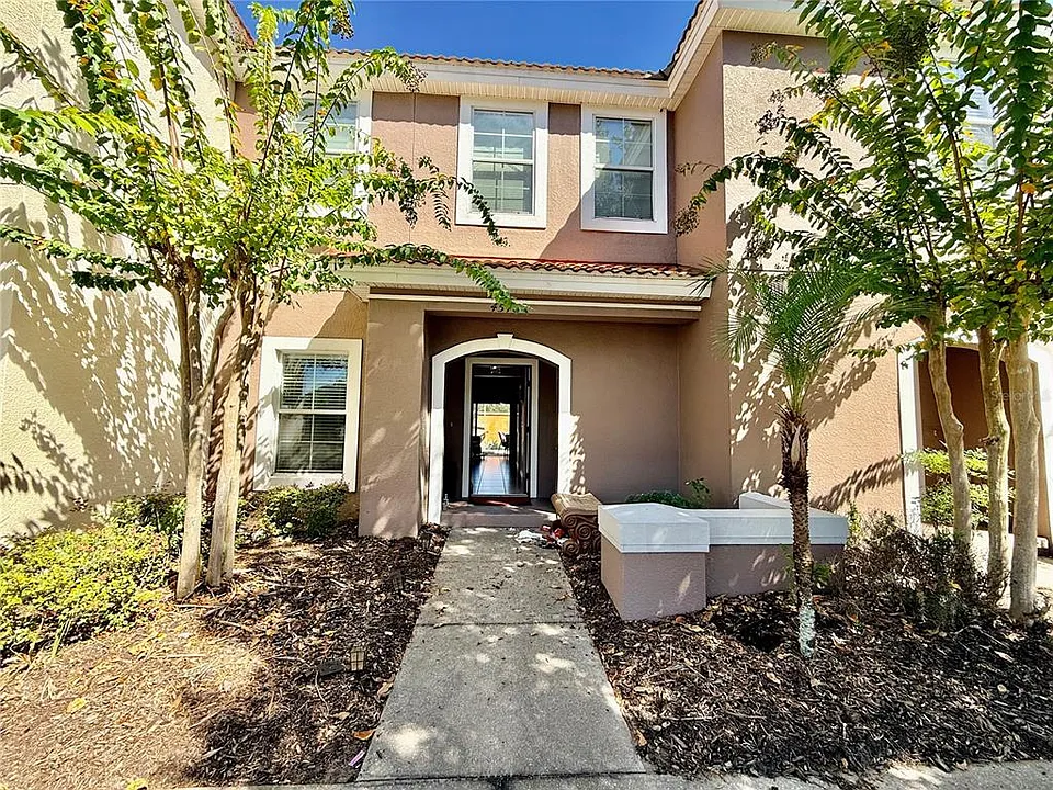 4548 Alberto Cir