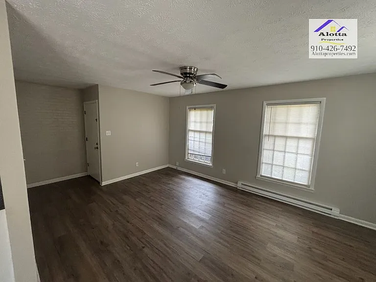 6604 Carloway Dr — Photo 6