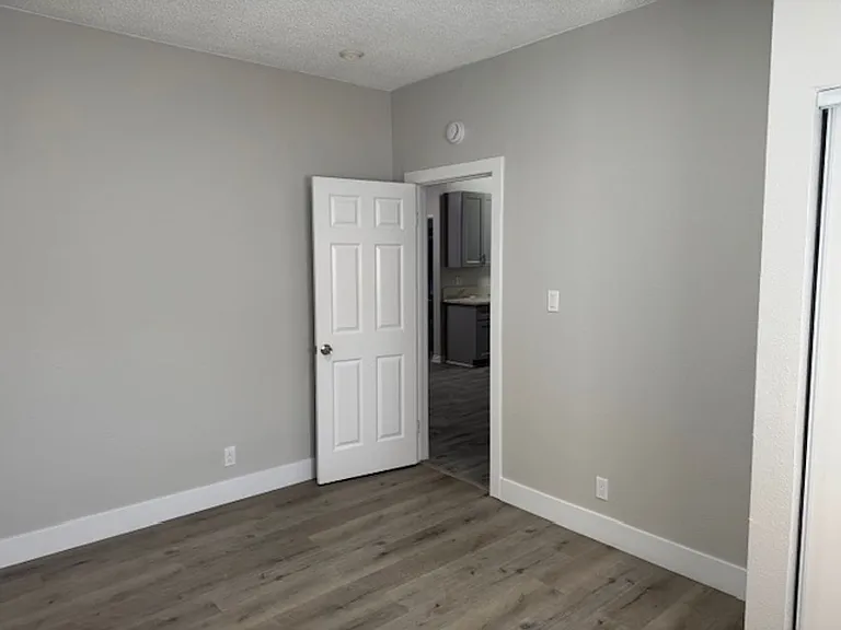 2024 Chestnut Ave — Photo 15