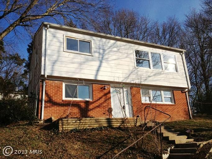 1st image of 14719 Brook Dr