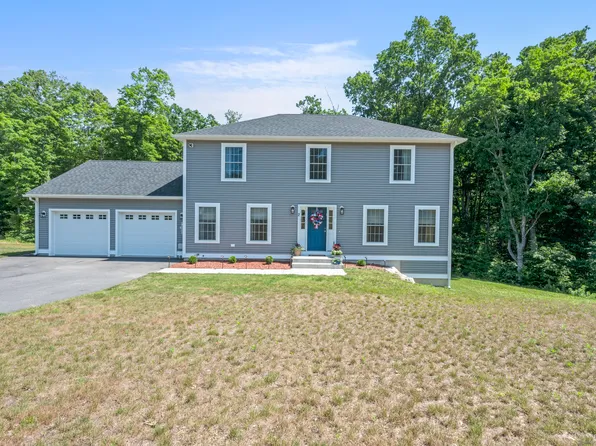 2 Bellows Drive, Ledyard, CT 06339