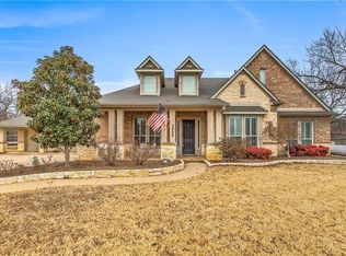 3525 Hollow Creek Rd, Arlington, TX 76001