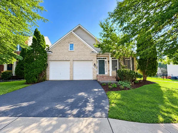 13868 Piedmont Vista Dr, Haymarket, VA 20169