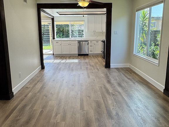 5th image of 28916 Timberlane St