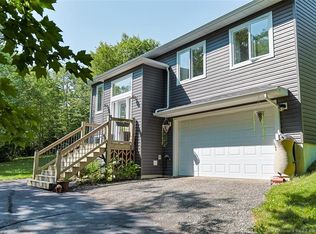 4 Epworth Park Rd, Grand Bay Westfield, NB E5K1W2