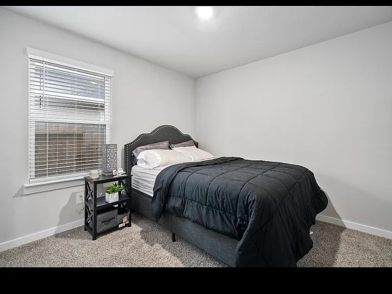 12817 Tokenhouse Ln — Photo 12
