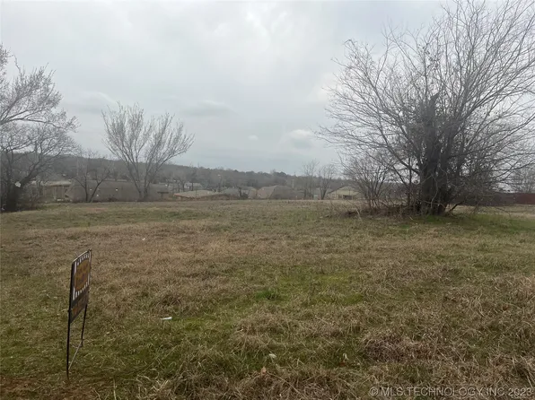 S 41st Ave W, Tulsa, OK 74107