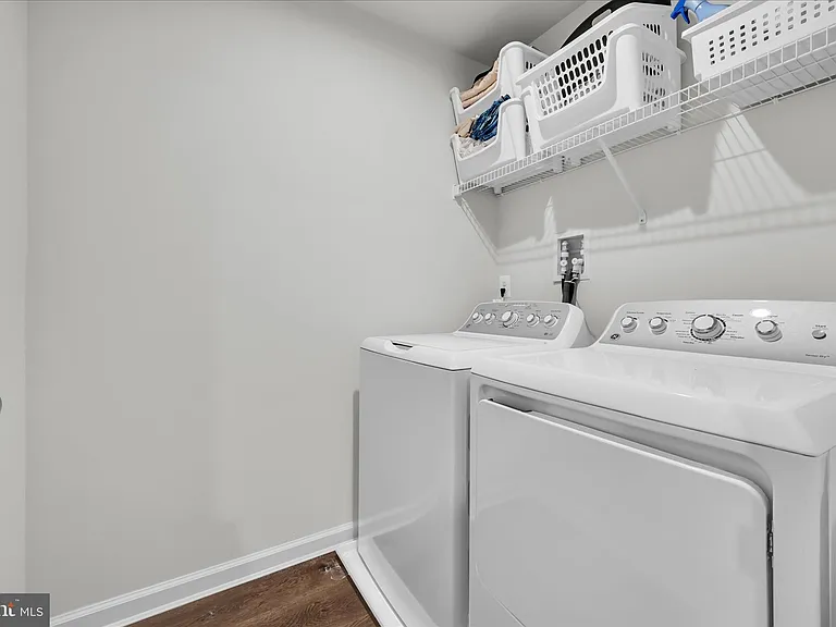 310 Creekside Dr — Photo 31
