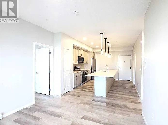 2 bed, $1,780 — Photo 1