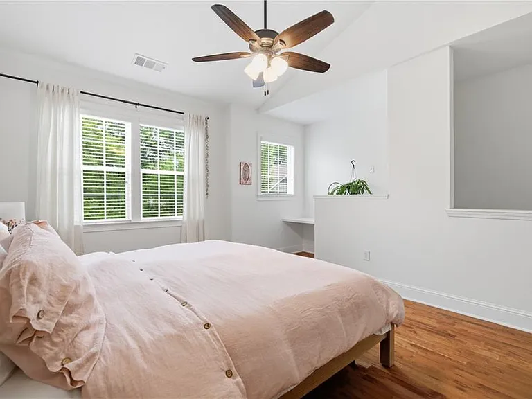 1231 Ashford Creek Park NE — Photo 23