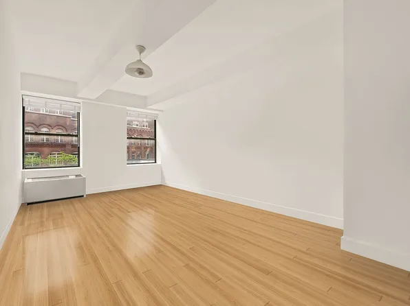 99 John St APT 723, New York, NY 10038