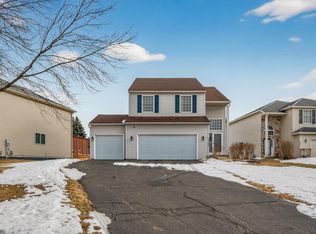8588 Savanna Oaks Ln, Woodbury, MN 55125