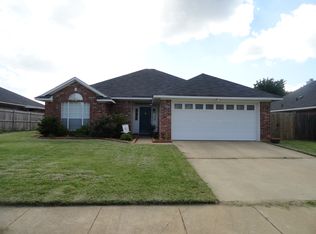 2439 Brookside Dr, Bossier City, LA 71111
