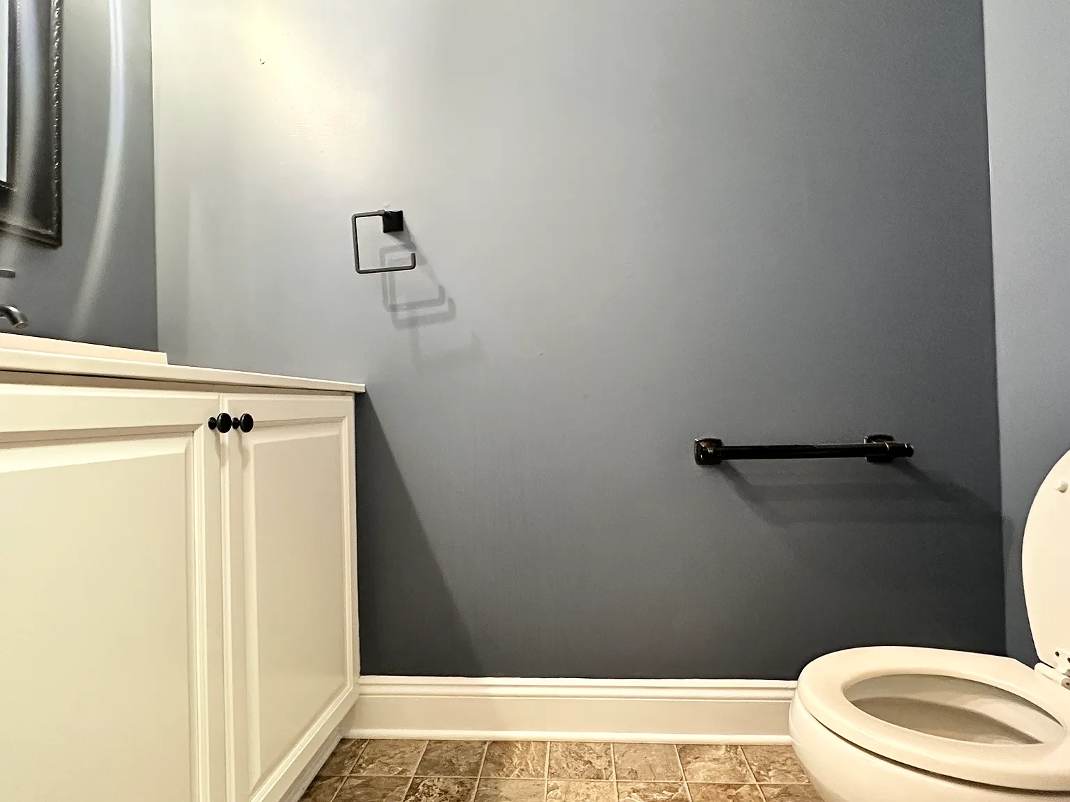 3 bed, 2750 sqft, $2,990 — Photo 4