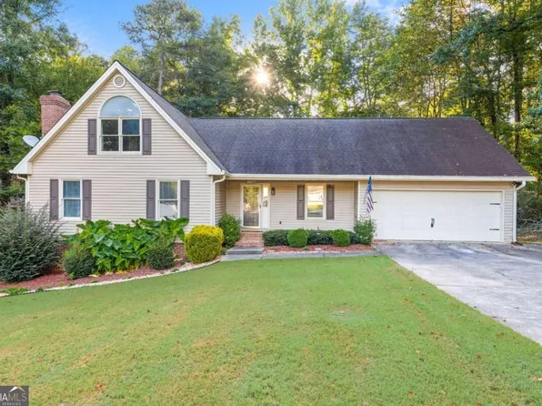 17 Mountain Oaks Dr, Carrollton, GA 30116