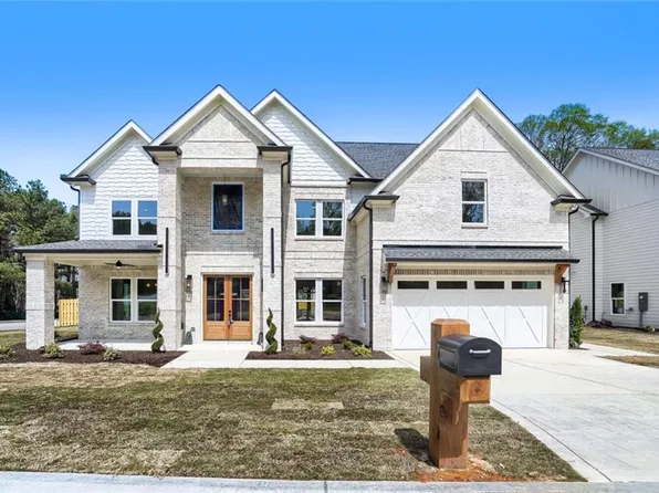 932 Cooper Rd, Grayson, GA 30017