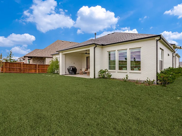 2240 Laurel Ridge Rd — Photo 12